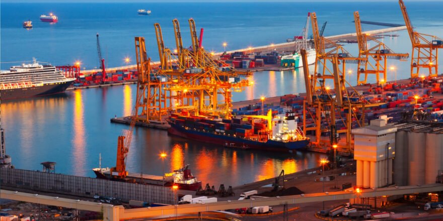 How-to-Reduce-Operational-Costs-in-Shipping-Companies